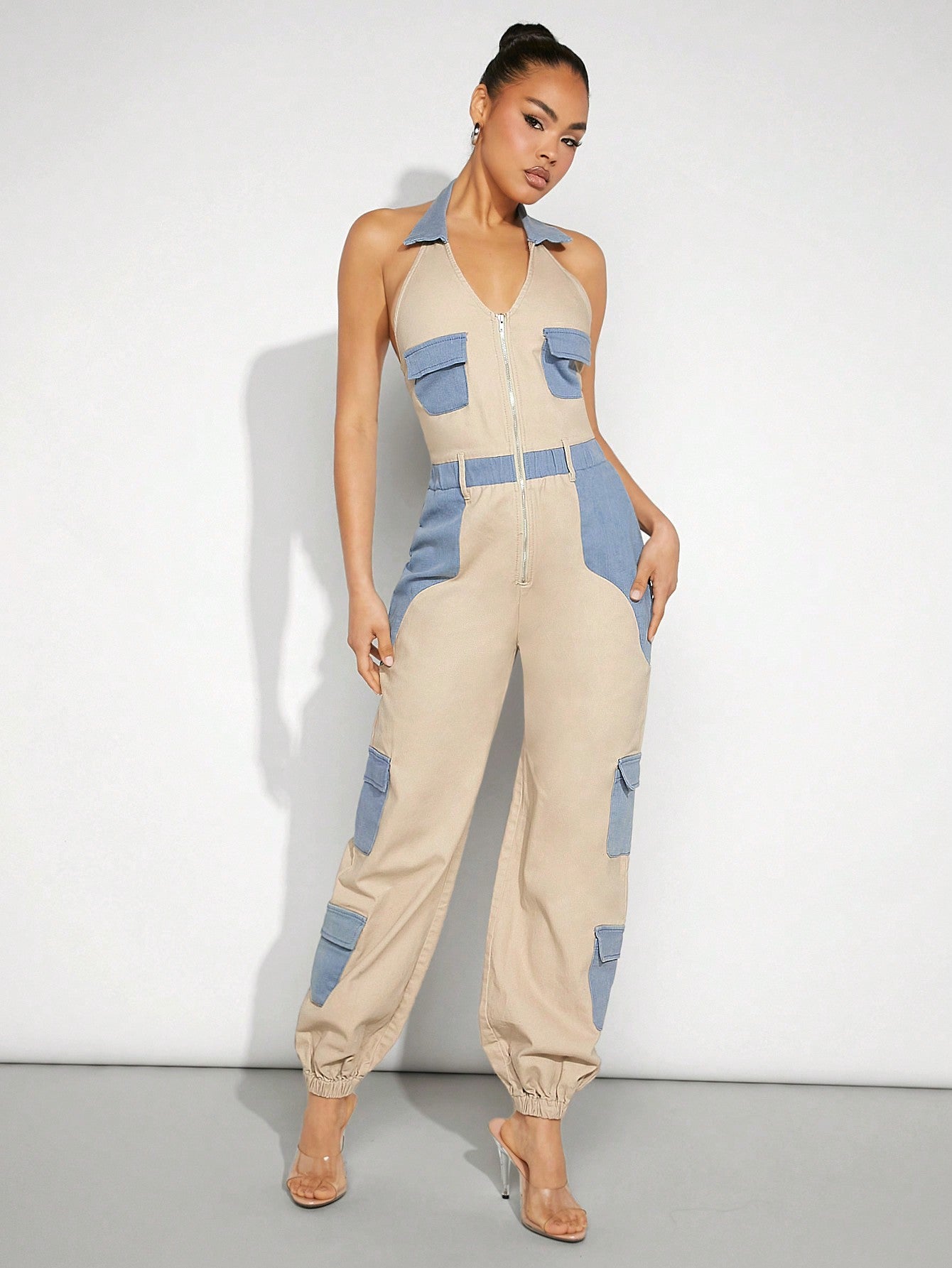 SHEIN Haute Mono Sin Mangas De Estilo Halter De Color Block Con Cremallera Y Cargaderas