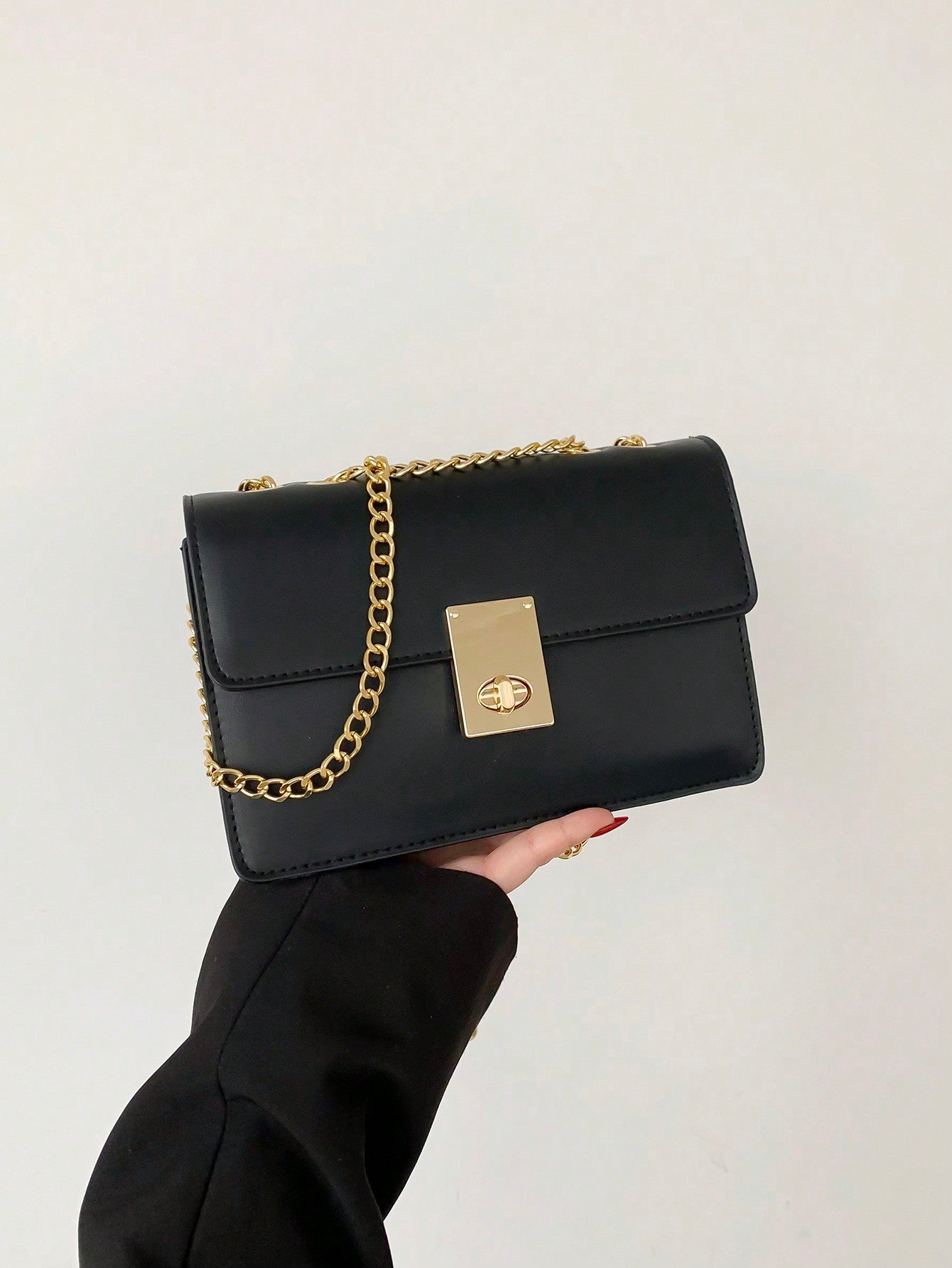 Bolso pequeño cruzado con cadena de moda simple y de unicolor con cierre de hebilla