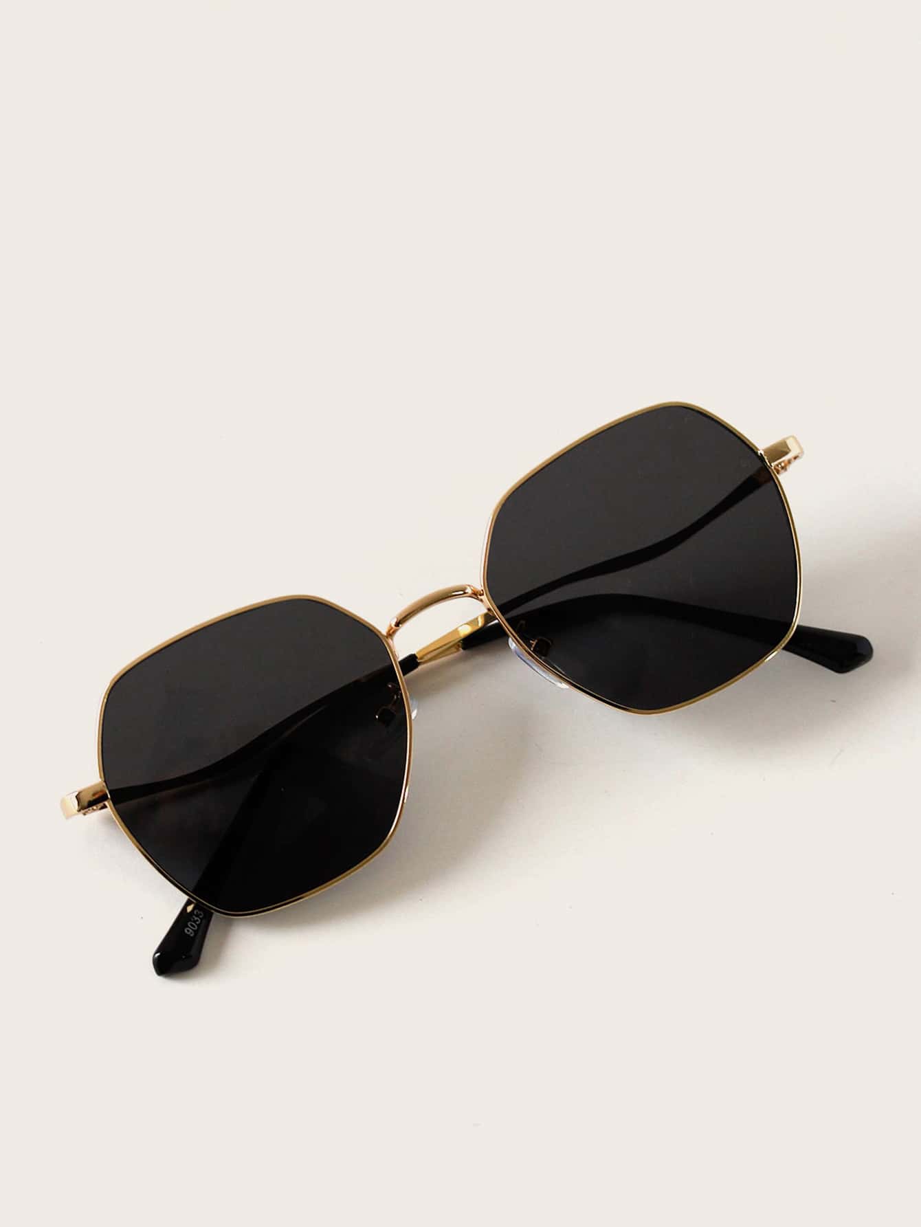 Gafas de moda de marco metálico con estuche