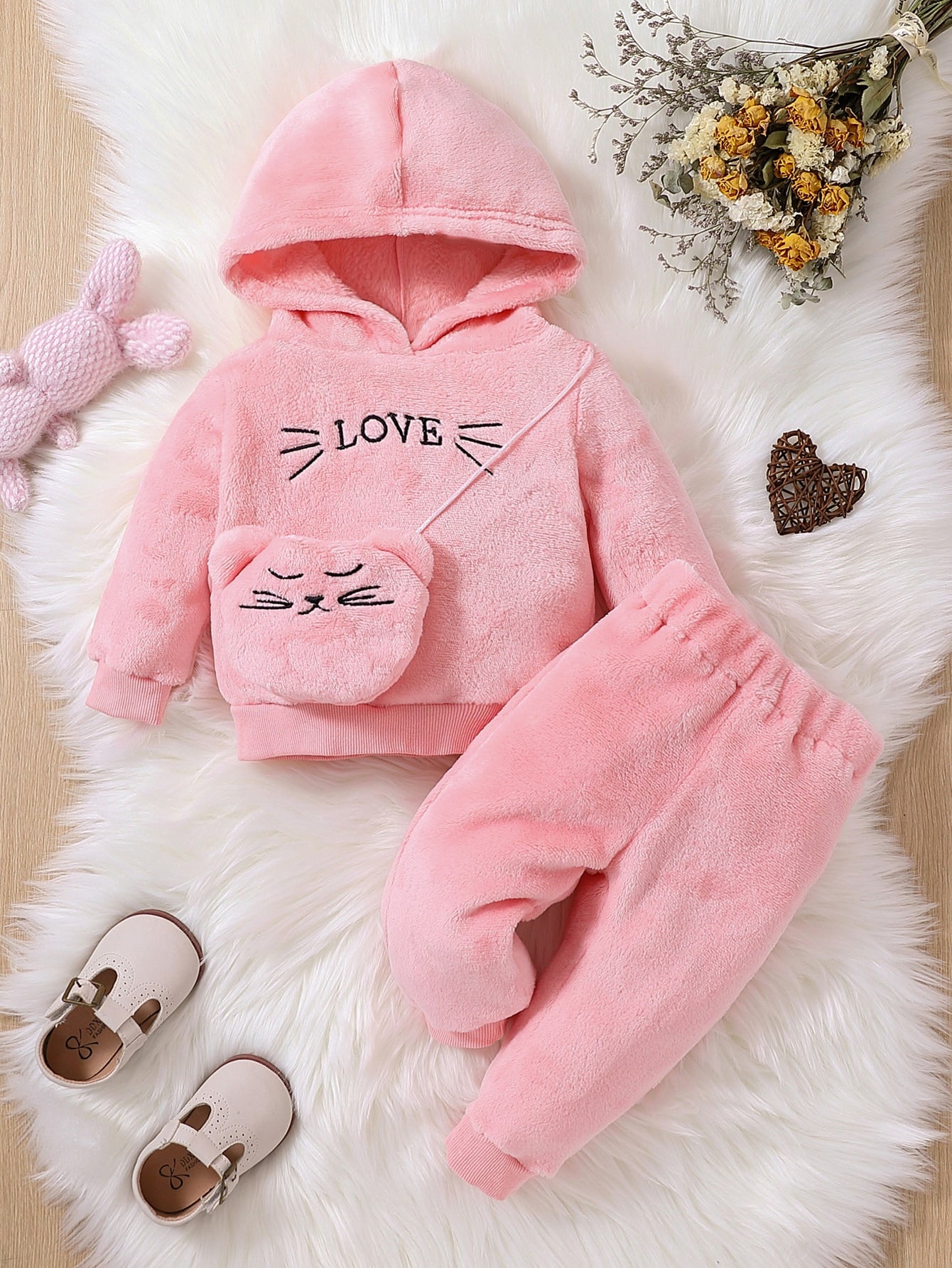 Bebé Capucha teddy con bordado de letra con pantalones & Bolso