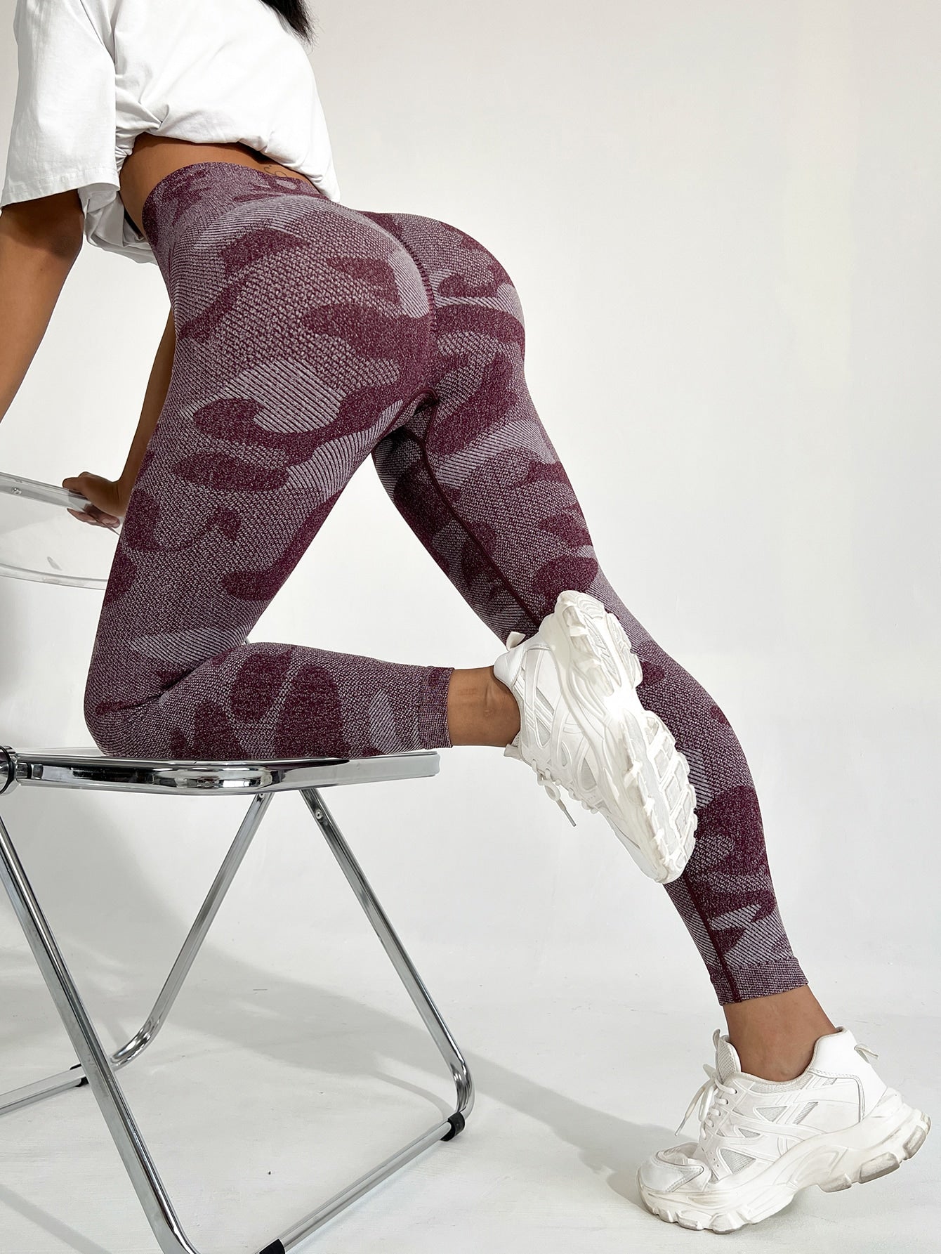 Leggings deportivos con estampado de camuflaje de cintura ancha