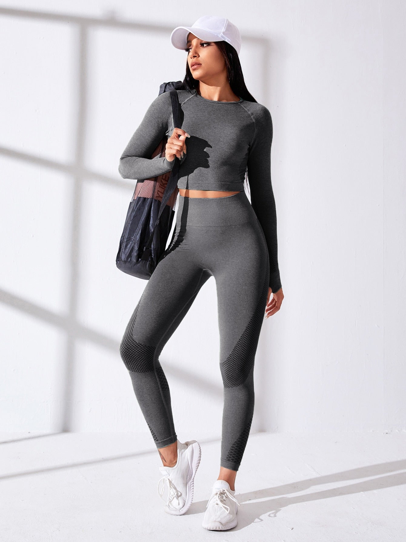 Yoga Basic Conjunto de Yoga inconsútil, 2 piezas, traje deportivo con agujeros para los pulgares, Top de costura con mangas raglán, mallas ajustadas a la cadera