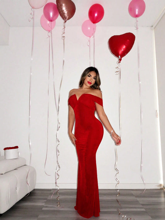 SHEIN SXY Vestido De Primavera Para El Día De San Valentín, Vestido Largo Sexy Con Hombros Descubiertos Para Fiesta De Cumpleaños Rojo Para Mujer