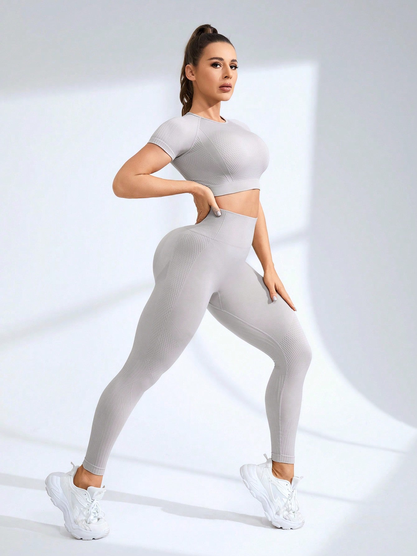 SHEIN Yoga Basic Conjunto Deportivo De Compresión Para Mujer De Color Sólido Y Estirable