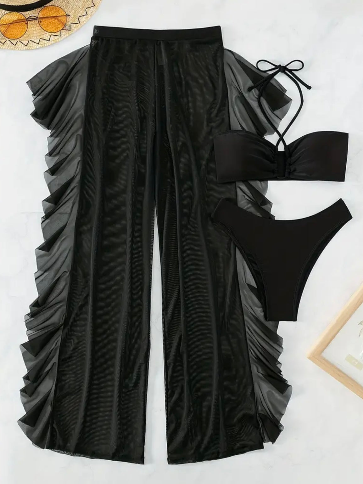 Conjunto de Bikini Elegante de 3 Piezas con Falda de Malla Transparente - Traje de Baño de Cuello Cruzado y Cintura Alta para Mujer