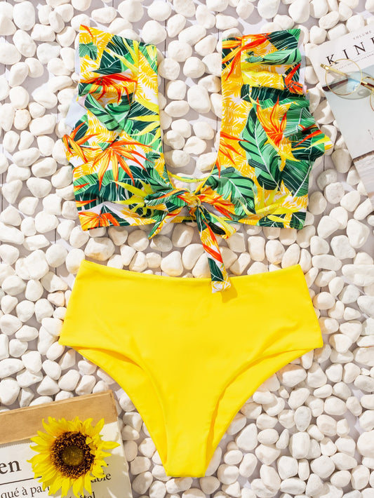 Bañador bikini con fruncido con estampado tropical al azar