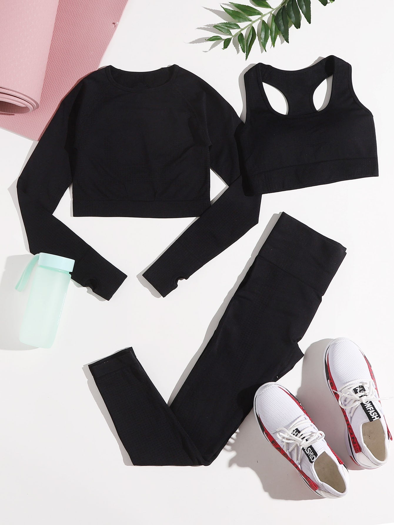 Sujetador deportivo con estiramiento alto inconsútil con camiseta con leggings