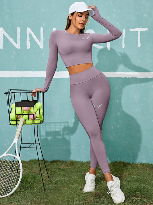 agujeros de pulgar Camiseta corta & con estampado de letra Leggings Conjunto deportivo