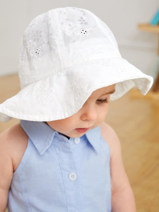 Bebé Sombrero con bordado floral