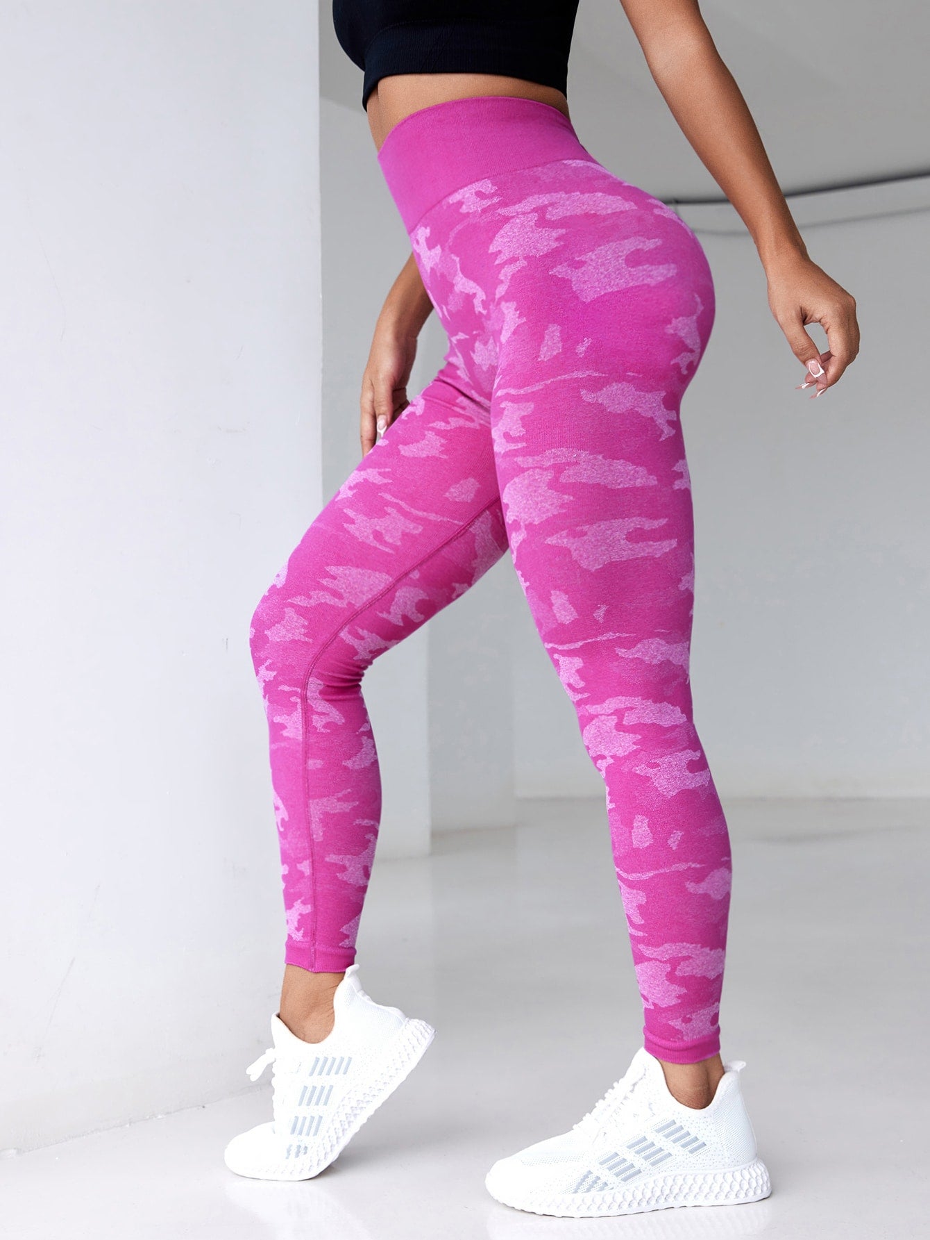 Leggings deportivos con estampado de camuflaje de cintura ancha