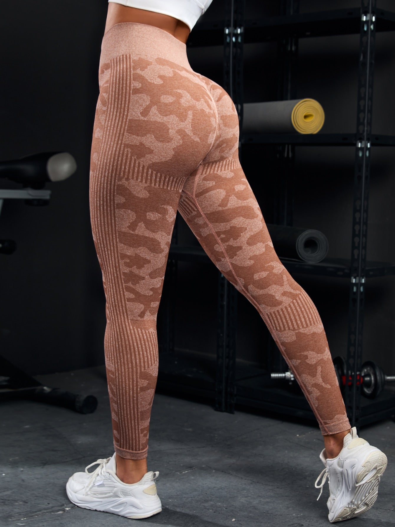 Leggings deportivos inconsútil transpirable suave de rayas & de camuflaje