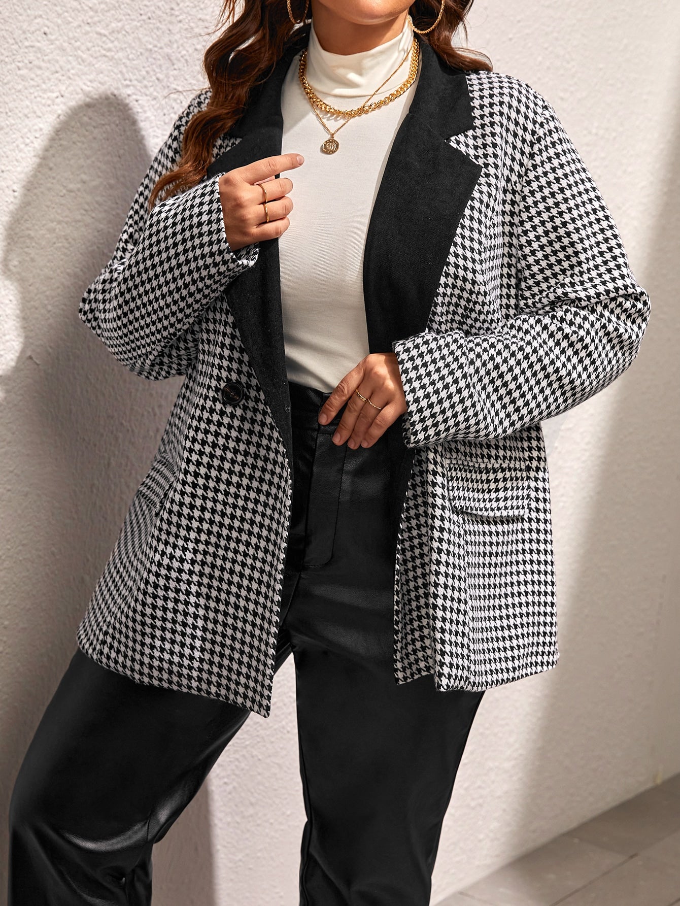 Blazer de pata de gallo de doble botonadura
