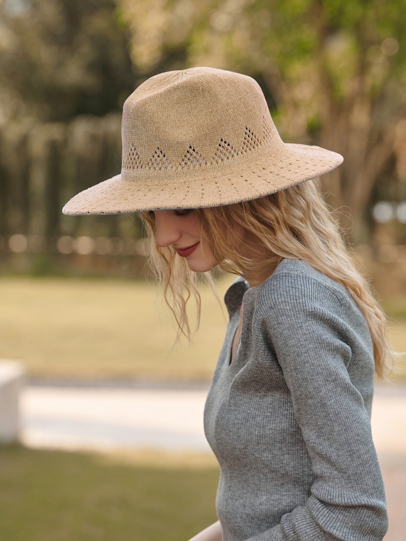 Sombrero fedora con abertura
