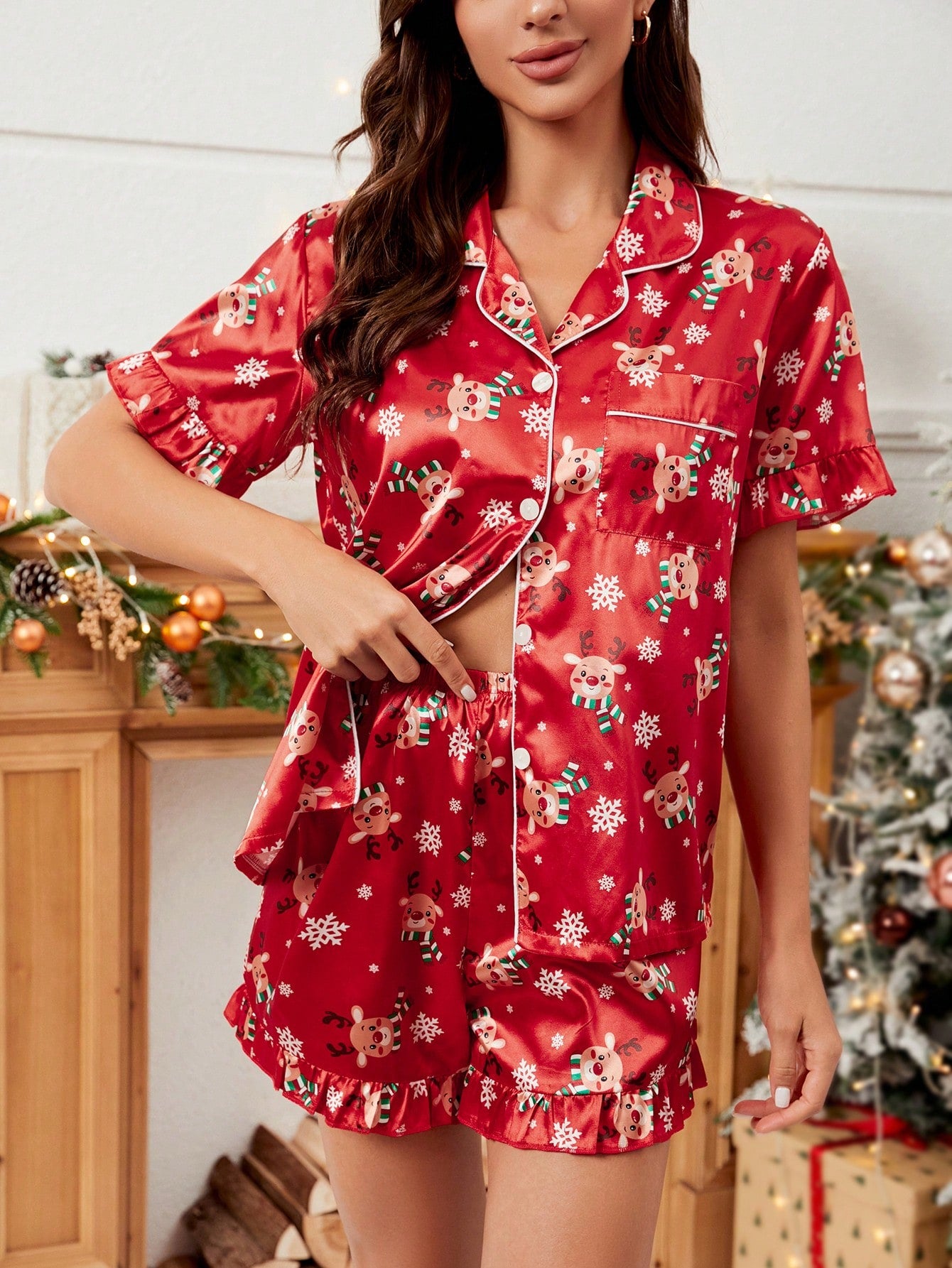 SHEIN Conjunto de pijama Navidad estampado de copo de nieve ribete en contraste de satén